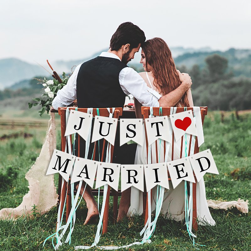 White Just Married Paper Garla - مراجعة Outdoor Furniture Vintage وسعره