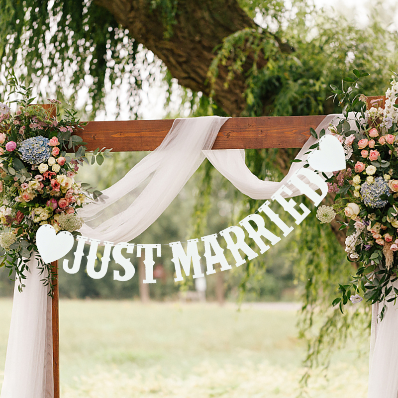 White Just Married Paper Garla - مراجعة Outdoor Furniture Vintage وسعره